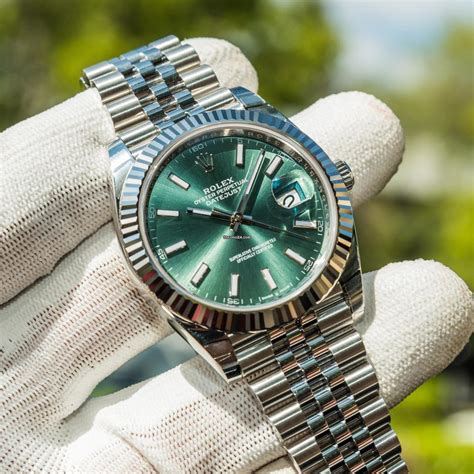 rolex datejust 41 green dial jubilee fluted bezel|rolex datejust 41 fluted bezel.